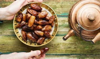 الإمارات ترسل 200 طن من التمور للمتضررين من زلازل تركيا