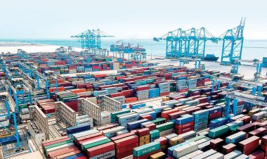 «موانئ أبوظبي» تطلق خدمة ملاحية جديدة لتعزيز الربط التجاري مع الكويت