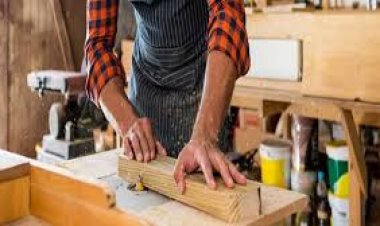 «نجار أخصائي تجميل وكوافيرة أخصائية تغذية» أغرب ضبطيات منتحلي صفة طبيب