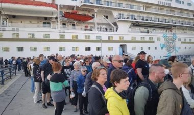 للمرة الرابعة خلال الشهر.. «كريستال السماوية» تصل ميناء بورسعيد السياحي