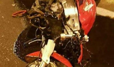 بالأسماء..  مصرع شاب وإصابة آخر إثر انقلاب موتوسيكل في قنا