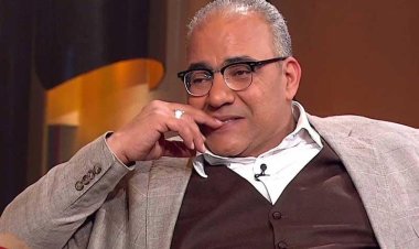 بيومي فؤاد مهاجما محمد السبكي: «خد الفيلم بتاعي وجاب محمود حميدة مكاني»