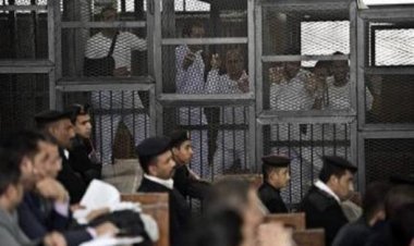 تأجيل محاكمة 19 متهما في قضية «أحداث شغب السلام»