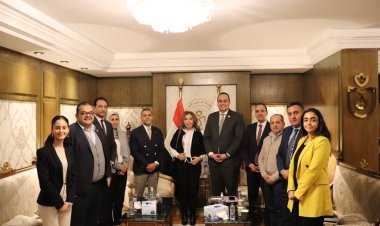 رئيس الرعاية الصحية يبحث التعاون مع مؤسسة إيلومينا الرائدة عالميًا في مجال الإختبارات الجينية