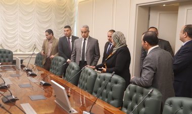 وزير القوى العاملة يباشر عمله من مقر العاصمة الإدارية