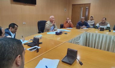 رئيس مياه البحيرة يتابع منظومة جودة «مياه الشرب»