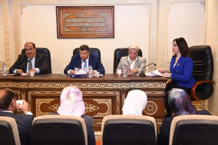 وزيرة البيئة: سوق تداول شهادات الكربون أحد آليات التمويل المبتكرة