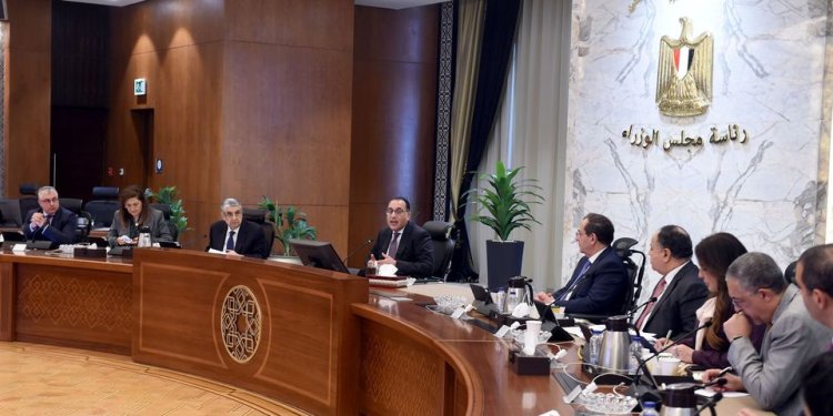 «مدبولي» يوجه بتشكيل مجموعة عمل لصياغة مشروع حوافز الدولة لمشروعات الهيدروجين الأخضر