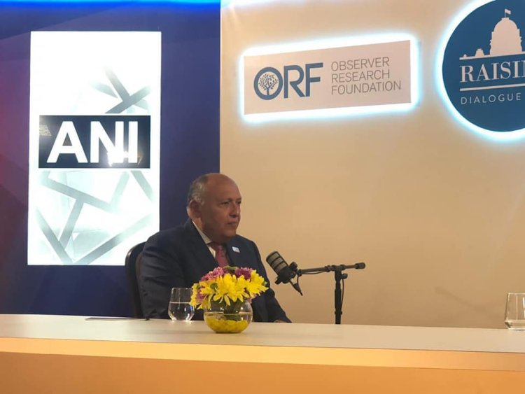 وزير الخارجية يجري لقاءً إذاعياً حول عمل المناخ الدولي في إطار حوار «رايسينا» بالهند