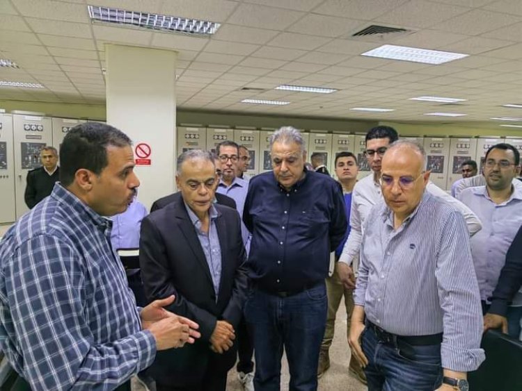 الدكتور سويلم يتفقد محطة الرفع العملاقة بتوشكى