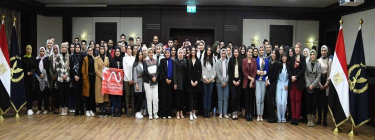 وزارة الداخلية تستقبل الوفد المشارك بملتقى القيادات الشبابية الإعلامية العربية (صور)