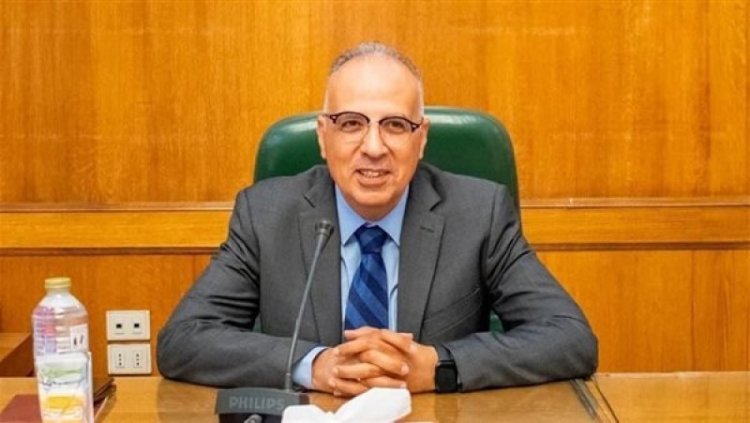 وزير الري يتابع إجراءات الاستلام النهائي لمحطة شادر عزام في بورسعيد
