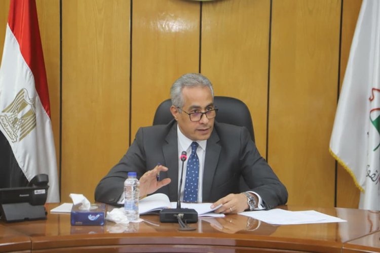 وزير القوى العاملة يرأس مجلس إدارة صندوق إعانات الطوارئ للعمال