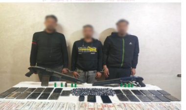 ضبط «أسلحة نارية وذخائر ومخدرات» بحوزة 3 أشخاص في المنوفية