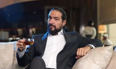 محمد القس: بعد انتهاء «تلت التلاتة» هكتب قصائد في غادة عبد الرازق (فيديو)