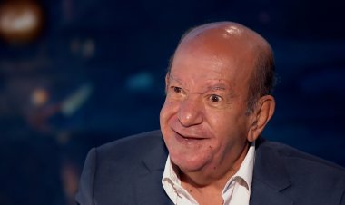 ذكرى العاشر من رمضان.. لطفي لبيب يروي كواليس لحظات الألم والانتصار في «أنا والقناع»