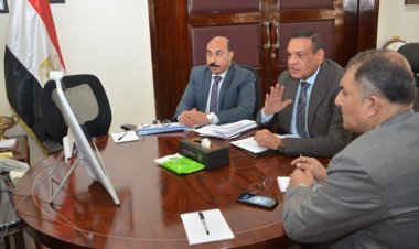 وزير التنمية المحلية يتابع جهود توفير السلع الغذائية بأسعار مخفضة