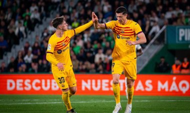 برشلونة يسحق إلتشي برباعية في الدوري الإسباني