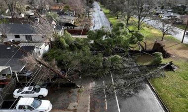 مقتل 18 شخص بسبب العواصف في الولايات المتحدة (فيديو)