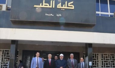 رئيس جامعة الأزهر يتفقد امتحانات الدراسات العليا لقطاع كليات الطب