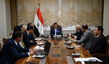 لاكتشاف الموهوبين فى كرة القدم وزير الرياضة يعقد اجتماعاً مع اللجنة العلمية لكابيتانو مصر