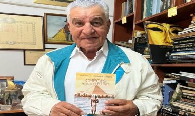 زاهي حواس ينشر أول رواية عن الملك خوفو والغرفة السرية في فرنسا