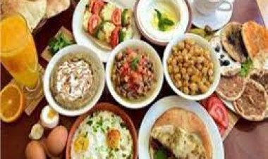 7 وجبات محظورة على مائدة السحور.. والحلويات الأبرز