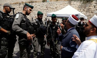 مستشار الرئاسة: «الاحتلال يسعى لتكرار مجزرة الحرم الإبراهيمي بالقدس»