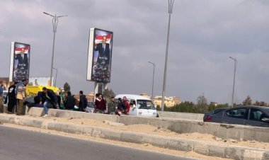 مصرع شخص إثر اصطدام سيارة بكوبرى مشاة بطريق الإسكندرية الصحراوي 