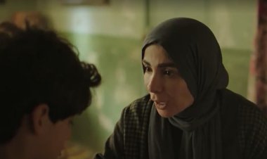 هروب منى زكي وسرقة مركب زوجها.. ملخص أحداث الحلقة الأولى من مسلسل «تحت الوصاية»