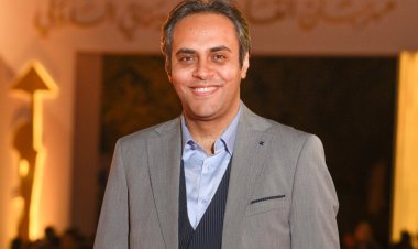 أندرو محسن يعلن انتهاء عمله بمهرجان القاهرة السينمائي الدولي