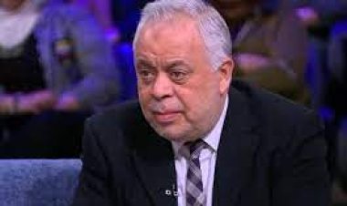 هل تعرضت 56% من فتيات معهد السينما للتحرش.. أشرف زكي يجيب