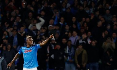 رئيس نابولي يؤكد غياب أوسيمين عن لقاء ميلان