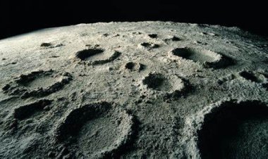 أسماء الذاهبين إلى القمر في 2024.. بينهم امرأة وإفريقي للمرة الأولى