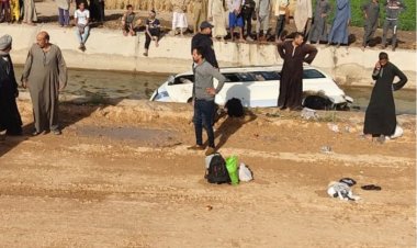 بالأسماء.. نجاة 7 أشخاص من الموت بعد انقلاب ميكروباص داخل ترعة في قنا