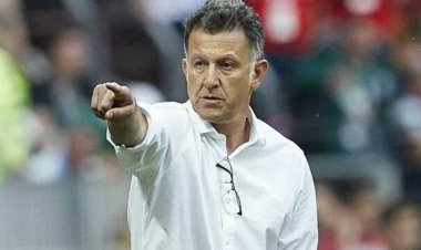 مدرب الزمالك الجديد يصل القاهرة.. وجلسة منتظرة مع مرتضى منصور