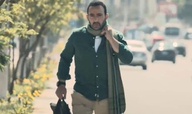 ناقد فنّي ينتقد مسلسل «حرب» بسبب مظهر أحمد السقا