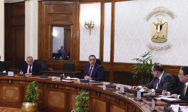 رئيس الوزراء يبحث آليات التبادل التجاري بين مصر والقارة الإفريقية