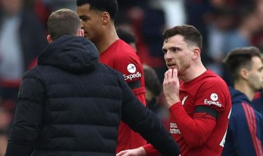 رابطة الدوري الإنجليزي تصدر قرارها بعد اعتداء حكم مساعد على لاعب ليفربول