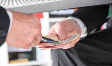 بعد قليل.. محاكمة مسؤولين بحي عابدين بتهمة الرشوة