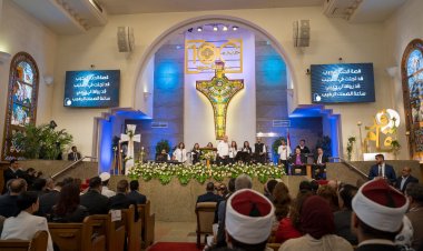 تفاصيل مشاركة قيادات حزب «المصريين الأحرار» في احتفالات عيد القيامة (صور)