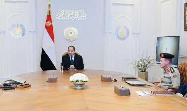 الرئيس السيسي يجتمع مع رئيس الهيئة الهندسية للقوات المسلحة لمتابعة تنفيذ عدد من المشروعات