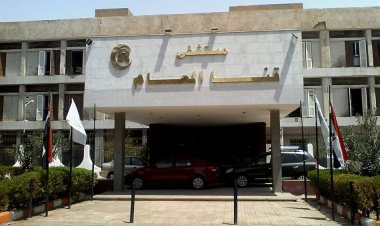 خاص| «أثناء عمله».. أسرة مريض تتعدى بالضرب على طبيب في مستشفى بقنا