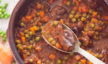 طبق اليوم 25 رمضان.. بسلة باللحمة والصلصة