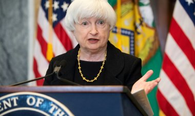 وزيرة الخزانة الأمريكية تحذر: «البنوك المحلية قد تشدد قيود الإقراض» 
