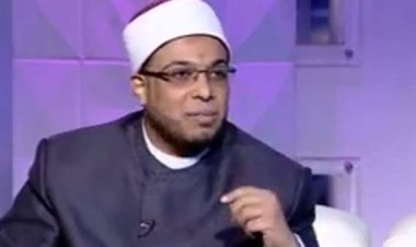 الشيخ محمد أبو بكر: يجب اللجوء للقضاء والحجر على الأب في هذه الحالة