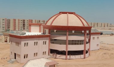 وزير الإسكان: ارتفاع معدلات تنفيذ مشروعات الطرق والمرافق بمدينة العاشر من رمضان