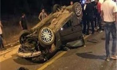 بالأسماء.. إصابة زوجين وطفليهما إثر حادث انقلاب ملاكي في قنا