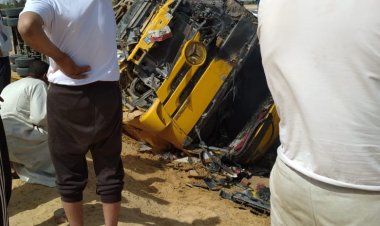 استخراج جثة محترقة من داخل تريلا اشتعلت بها النيران بالطريق الصحراوي (صور)