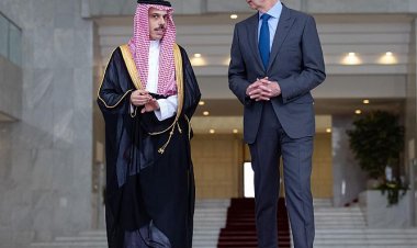 رئيس جمهورية سوريا يستقبل وزير الخارجية السعودي